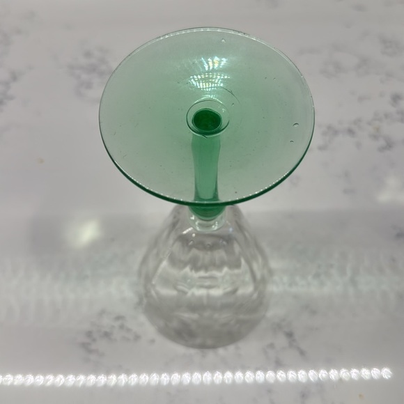 Fine Antique Green Vaseline Uranium Glass Etched sunflower - Picture 6 of 7
